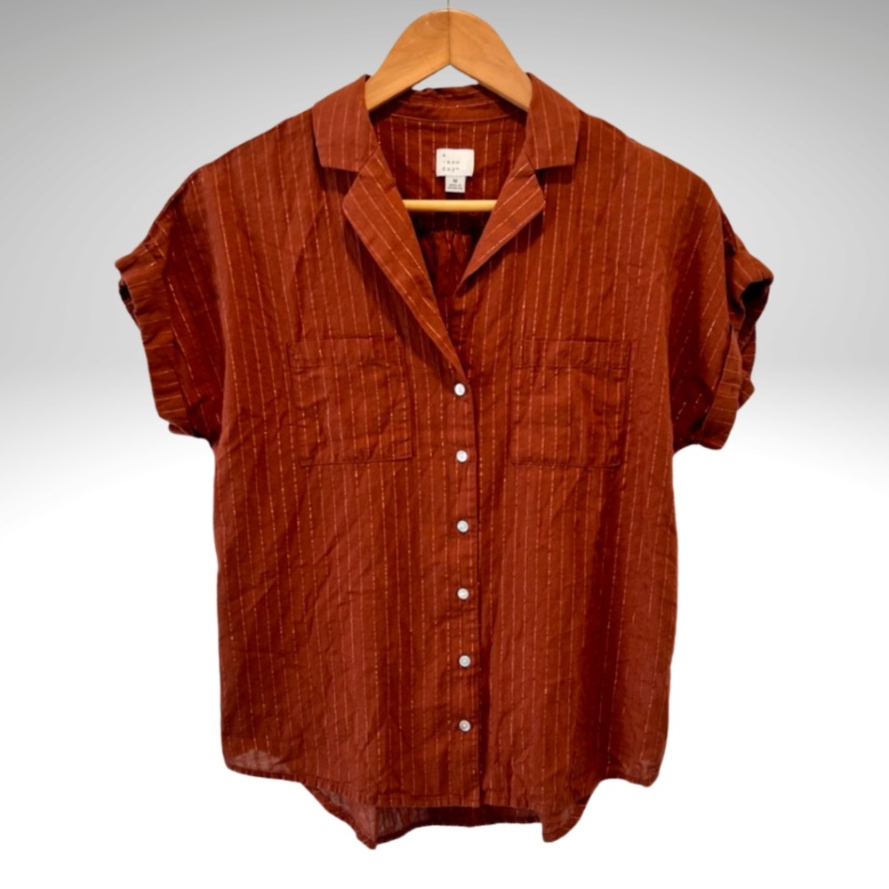 A NEW DAY Rust Short Sleeve Button Down Top Striped Shimmer Thread Size Medium